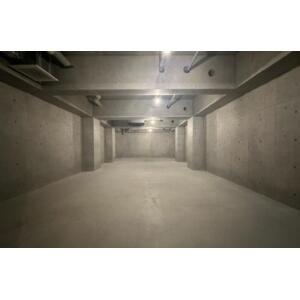 新日本橋 地下1階 スケルトン 天井高3.04mの物件写真