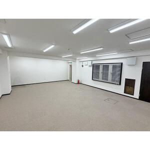 新日本橋 地下1階 サロン向け 駅徒歩2分の物件写真